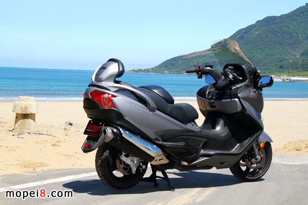 Suzuki Burgman650ExecutiveľĦ܇