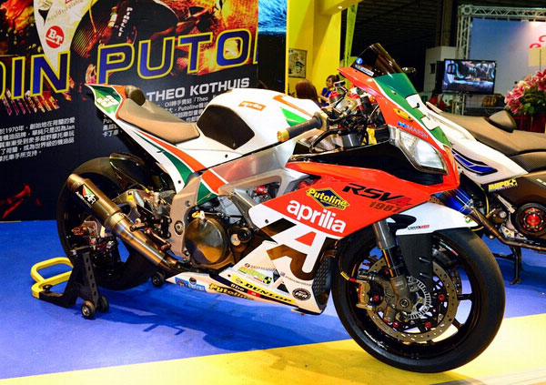 (dng)ҳAprilia RSV4